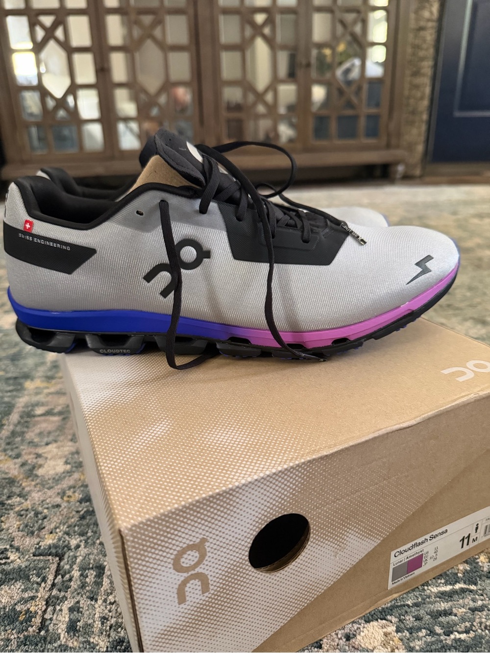 NWT On Cloudflash Sensa Lunar Amethyst Men’s Size 11 Running Shoes